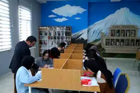 Ağrı'da Öğrenciler Kış Kampında Ders Çalışıyor