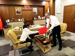 Müdür, Öğrenciye Gönüllü Veli Oldu