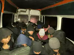Doğu Anadolu'da Düzensiz Göç Operasyonu: 30 Göçmen Yakalandı