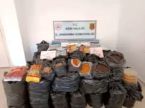 Ağrı'da Kaçak Malzeme Baskını: 9 Gözaltı