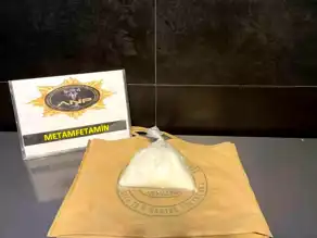 Ağrı'da Uyuşturucu Operasyonu: 2 Gözaltı, 500 Gram Metamfetamin