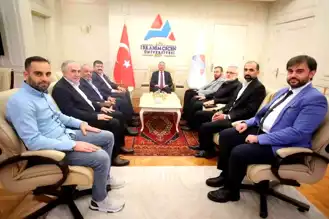 Suriyeli Akademisyenler AİÇÜ Rektörüne Ziyarette Bulundu