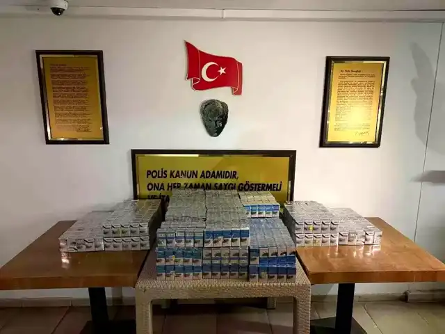 Patnos'ta Kaçakçılara Operasyon: Çok Miktarda Sigara ve Silah Ele Geçirildi