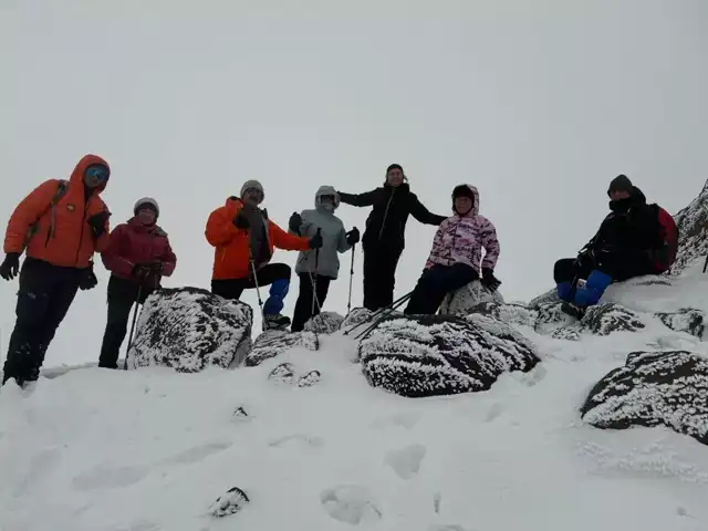 Kadın Dağcılar Kar Yağışına Rağmen Ağrı Dağı'nı Fethetti